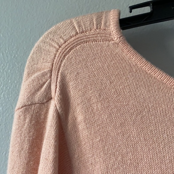 Ann Taylor Loft sweater - Picture 5 of 5